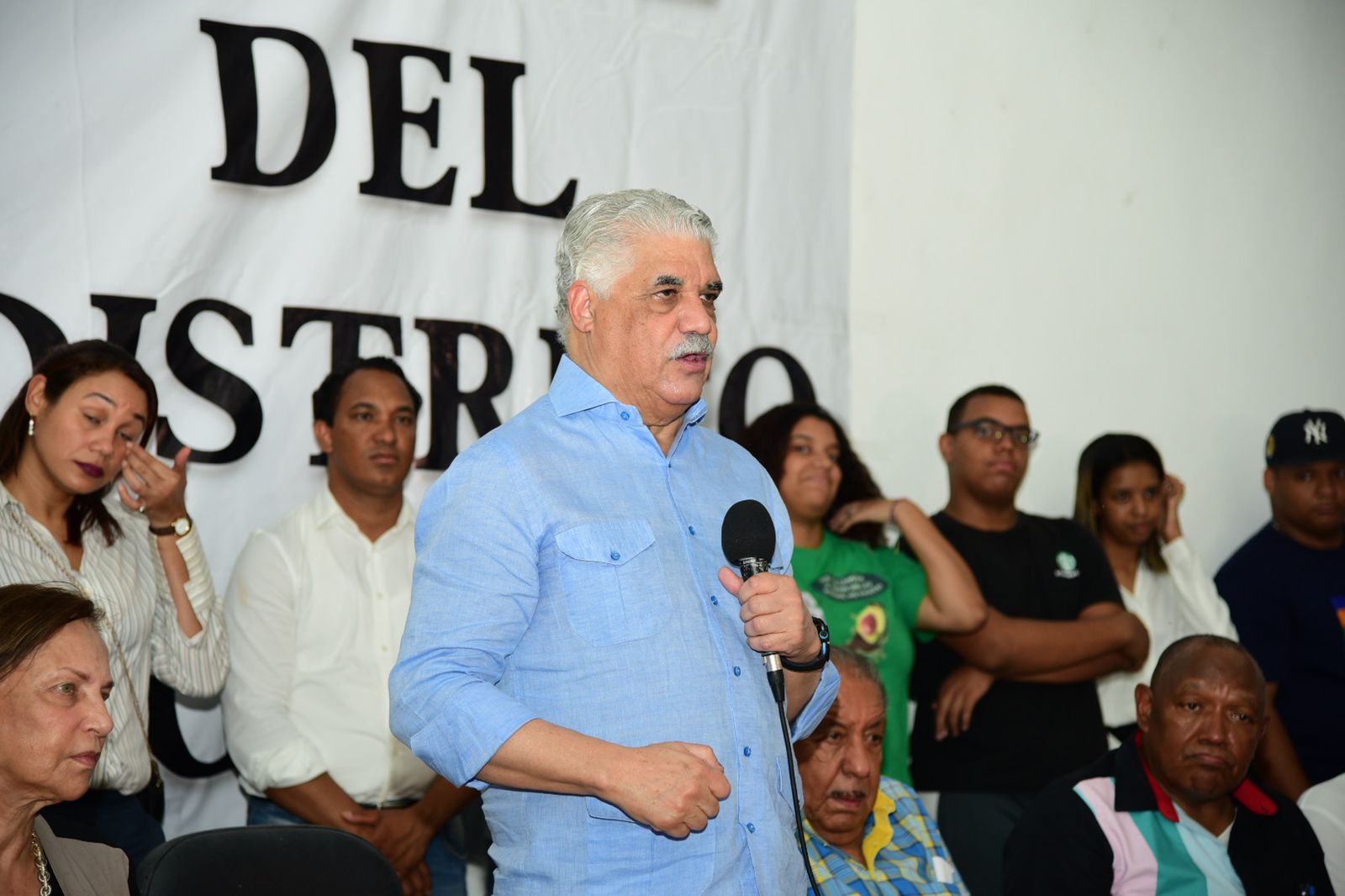 MVM encabeza encuentro con dirigentes PRD de las tres circunscripciones del DN