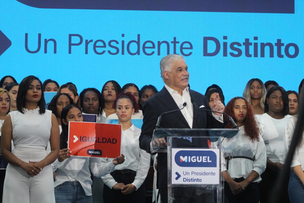 MVM formaliza aspiración presidencial “para hacer volver la esperanza de la gente”