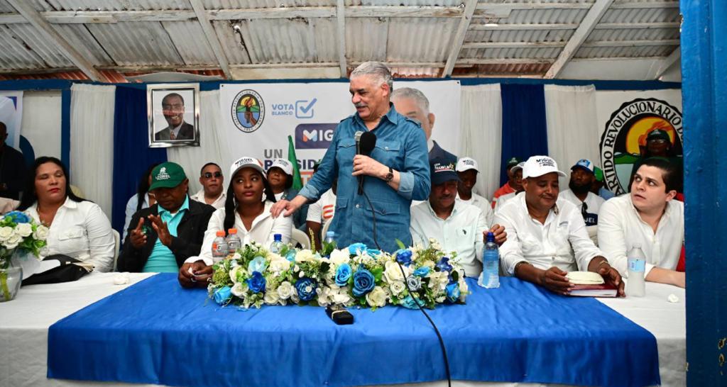 Miguel Vargas llama población a votar por Alianza Rescate RD