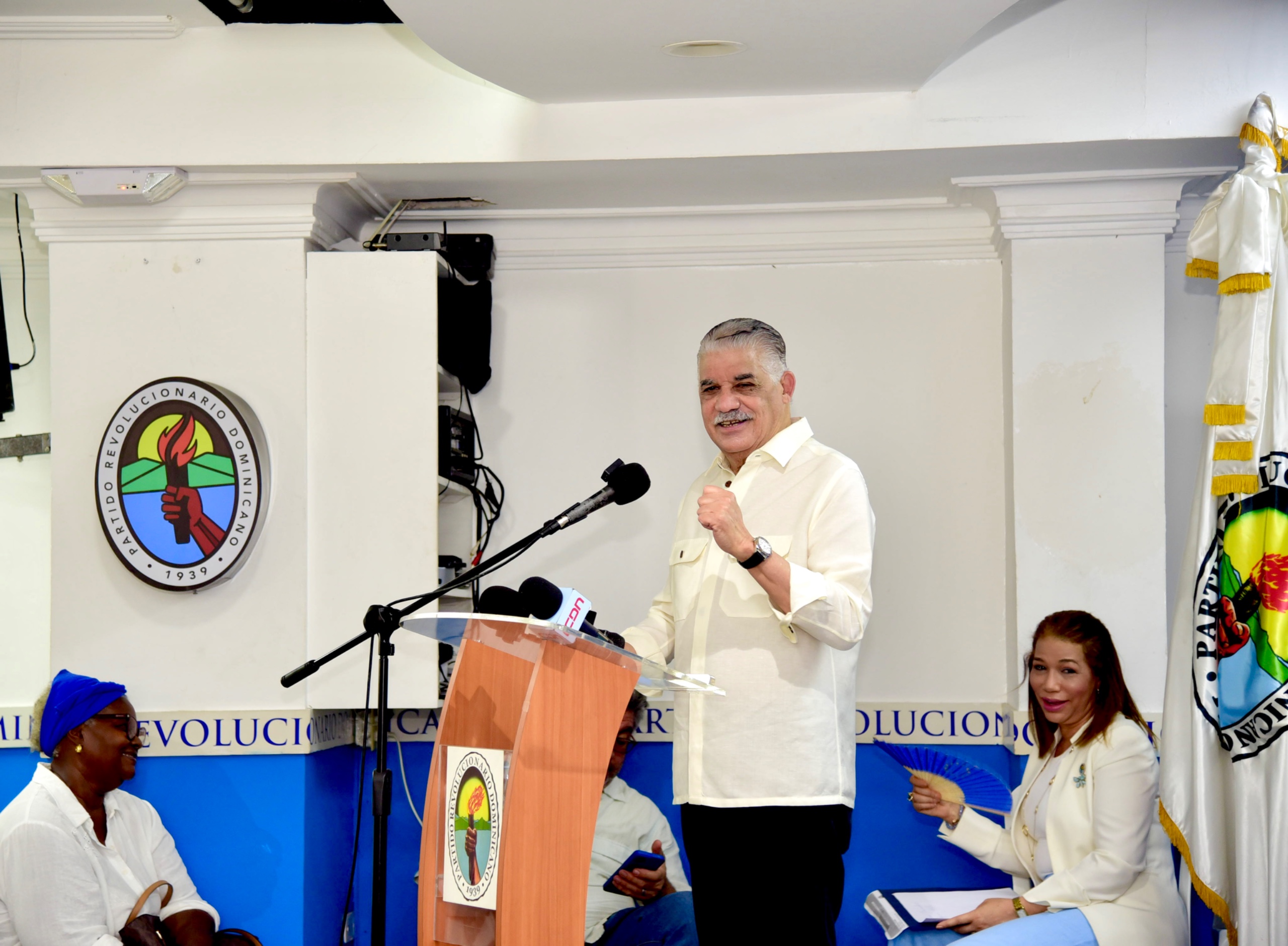 Miguel Vargas llama a reflexionar sobre una gran alianza opositora nacional para sacar al PRM del poder